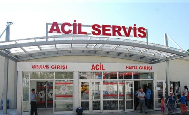Acil Servis Nedir, Ne Demektir kitabının kapağı