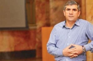 Tahir Elçi Kimdir? kitabının kapağı