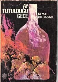 Ay Tutulduğu Gece kitabının kapağı